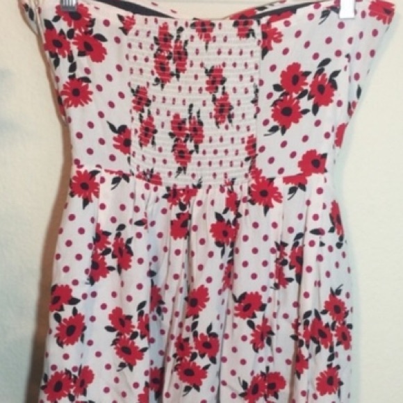 Urban Outfitters Graduate Sleeveless Dress - Picture 5 of 5